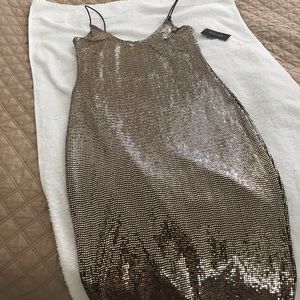 NWT  gold stretchable above knee-length dress